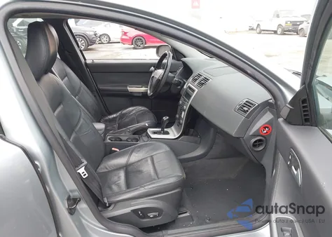 2007 Volvo V50 T5 из США, поврежденный, VIN YV1MW682772293221